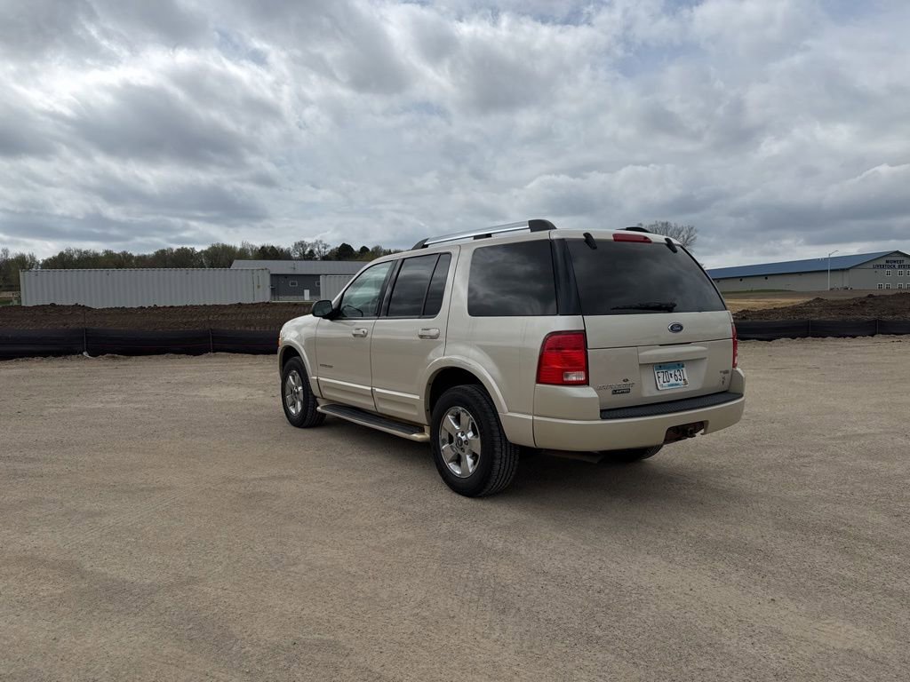 Used 2005 Ford Explorer Limited AWD/4WD image 5