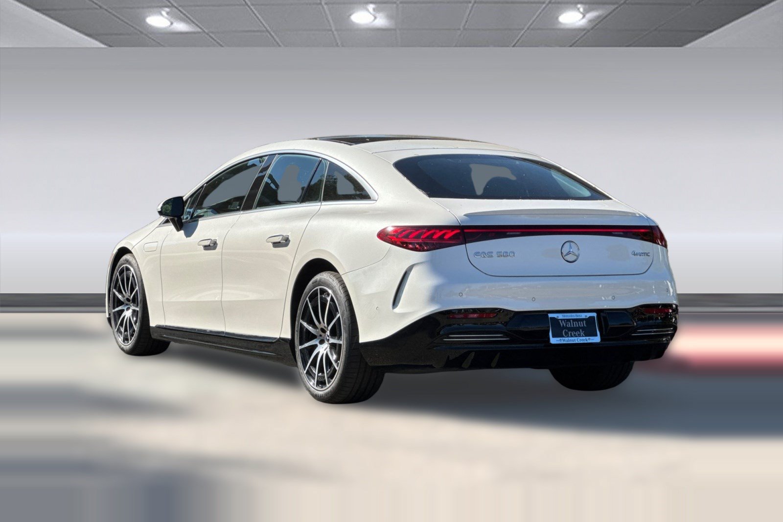 Certified 2023 Mercedes-Benz EQS 580 4MATIC Sedan image 3