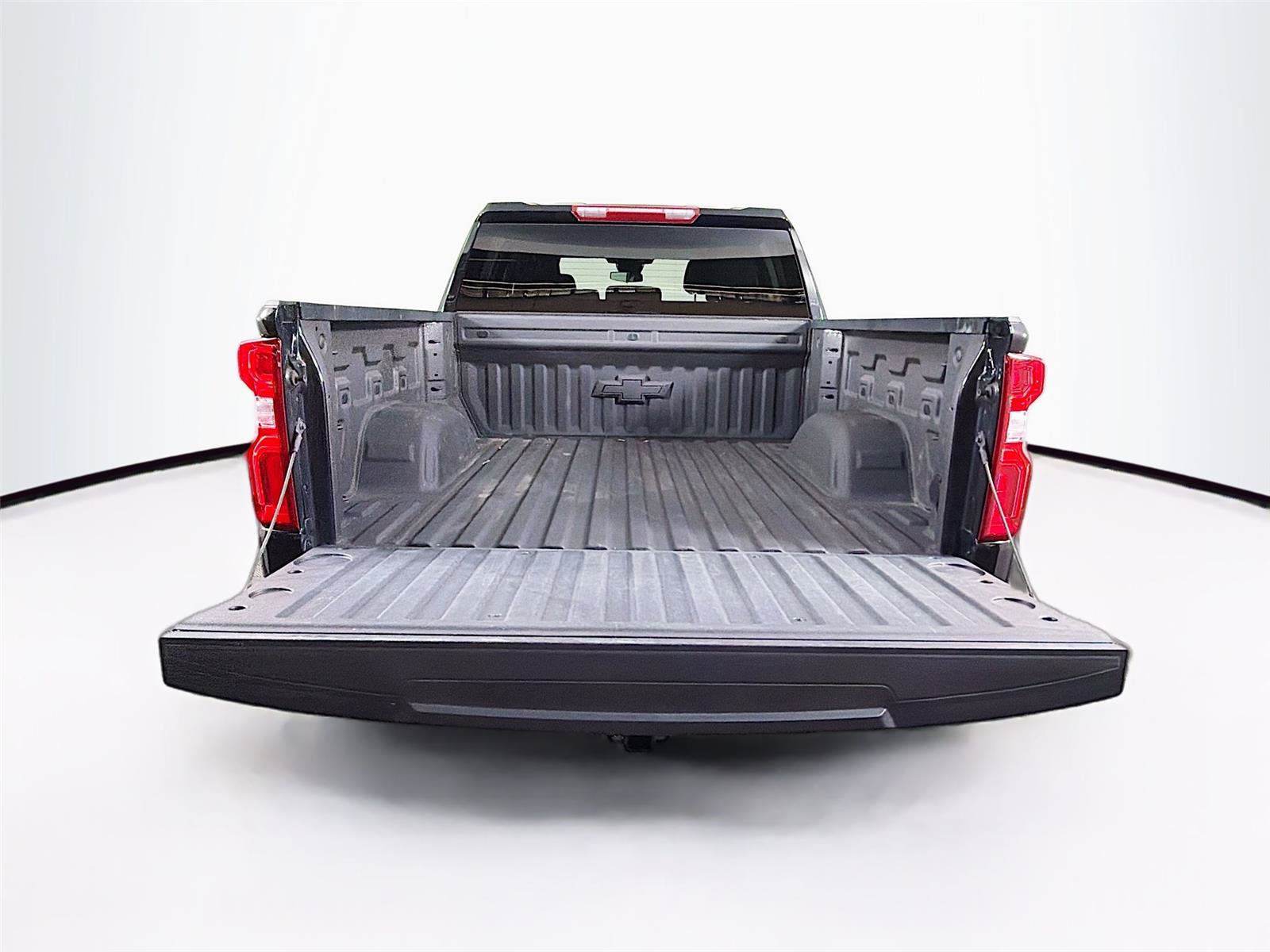 Used 2024 Chevrolet Silverado 1500 RST w/ Protection Package AWD/4WD image 14