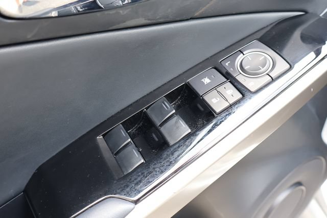 Used 2016 Lexus IS 200t RWD image 14