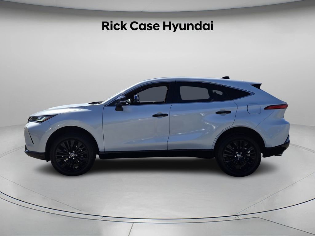 Used 2024 Toyota Venza Nightshade AWD/4WD image 3