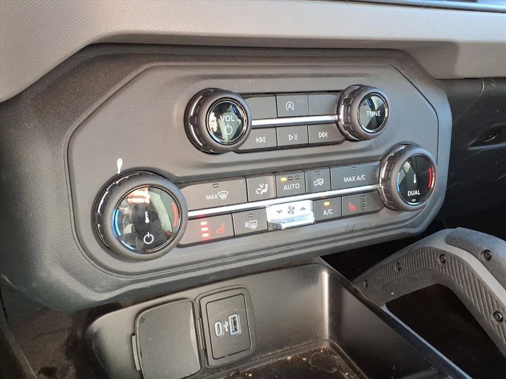 Used 2022 Ford Bronco Big Bend image 7