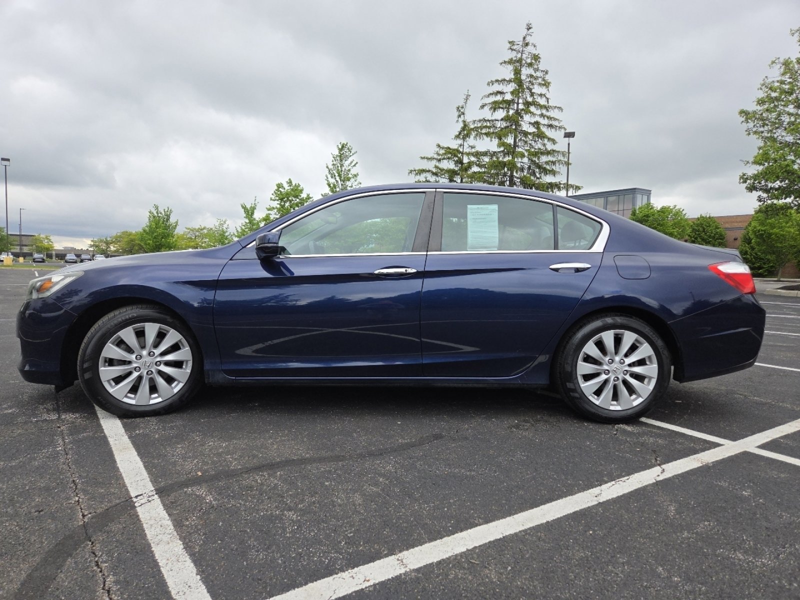Used 2014 Honda Accord EX-L image 17