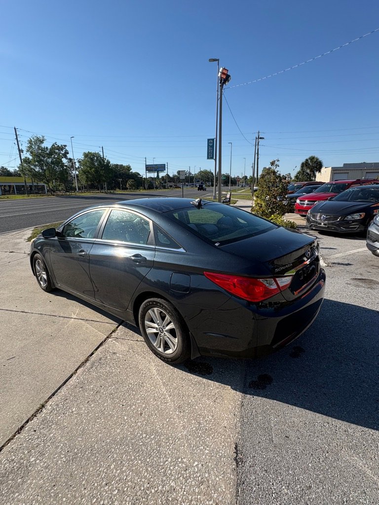 Used 2011 Hyundai Sonata GLS FWD image 8