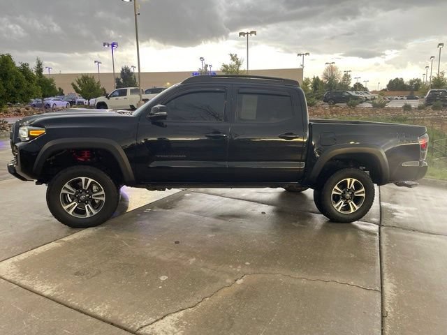 Used 2023 Toyota Tacoma 4x4 Double Cab image 4