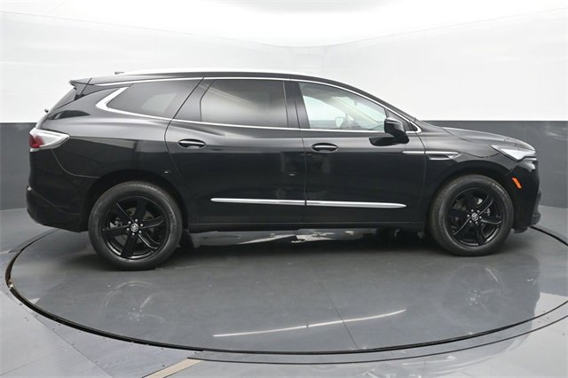 Certified 2023 Buick Enclave Essence w/ Sport Touring Edition image 6