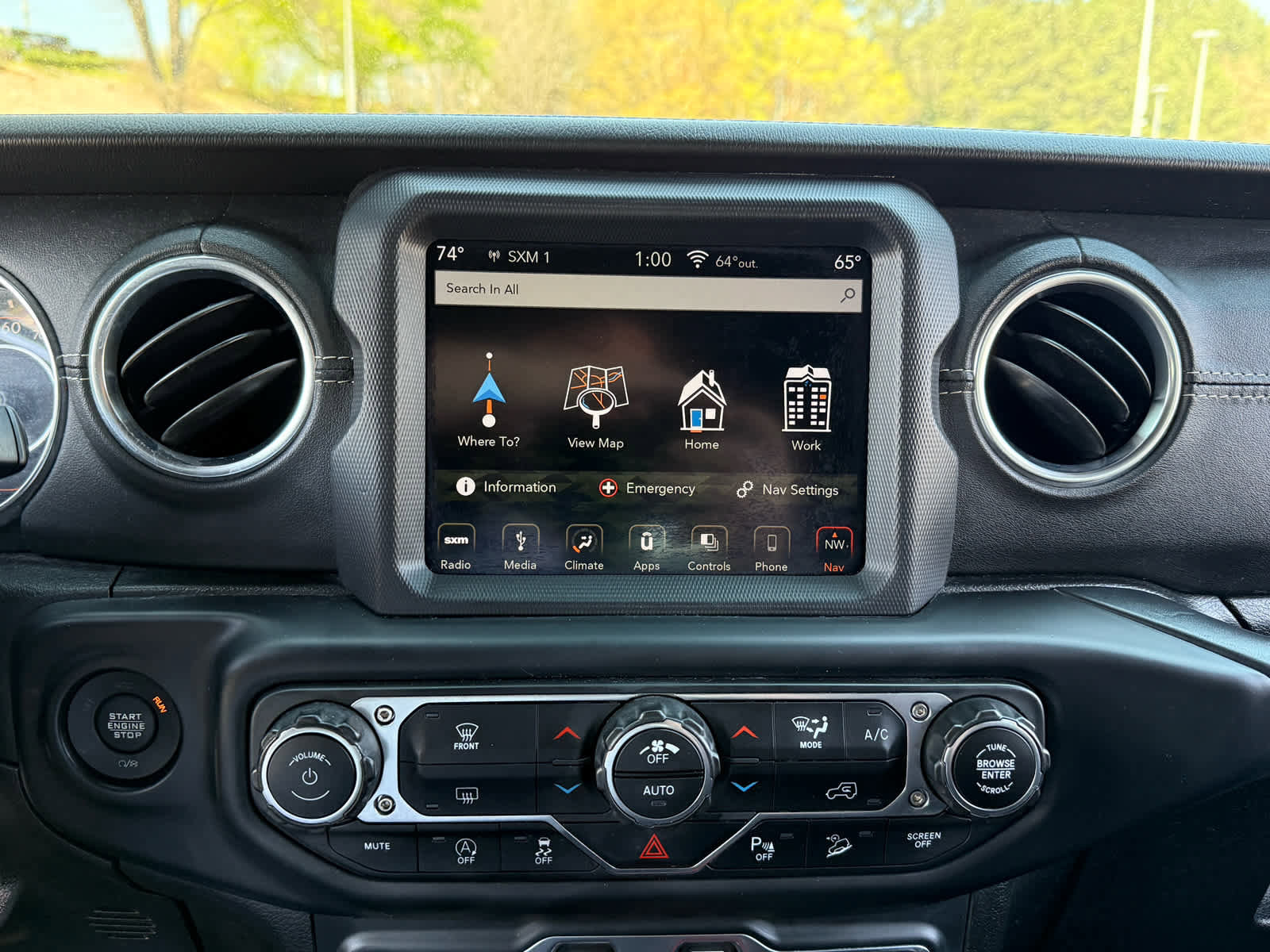 Used 2019 Jeep Wrangler Unlimited Sahara image 20