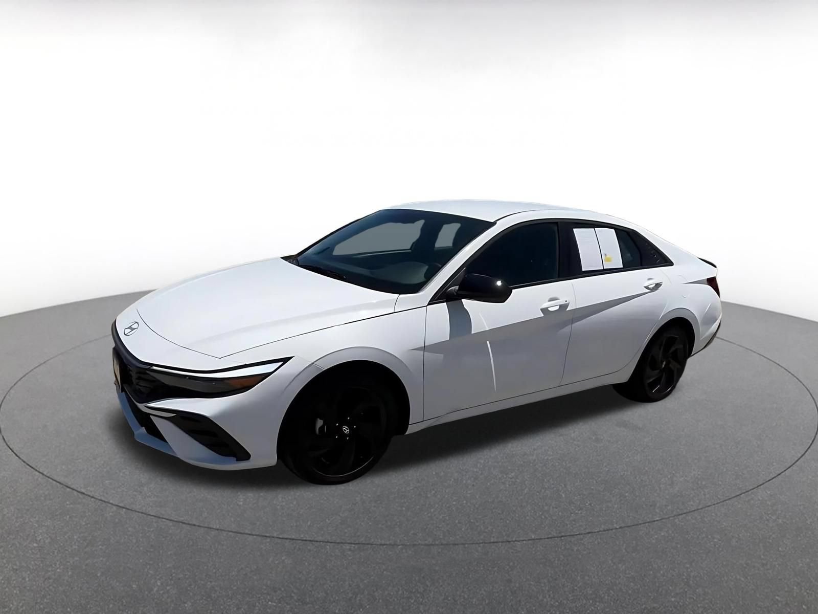 Used 2026 Hyundai Elantra Sport FWD image 8