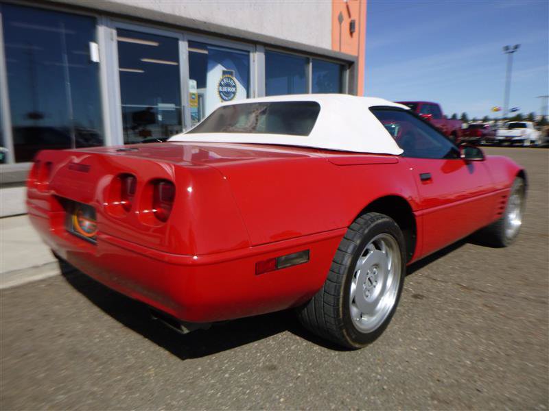 Used 1992 Chevrolet Corvette Convertible RWD image 6