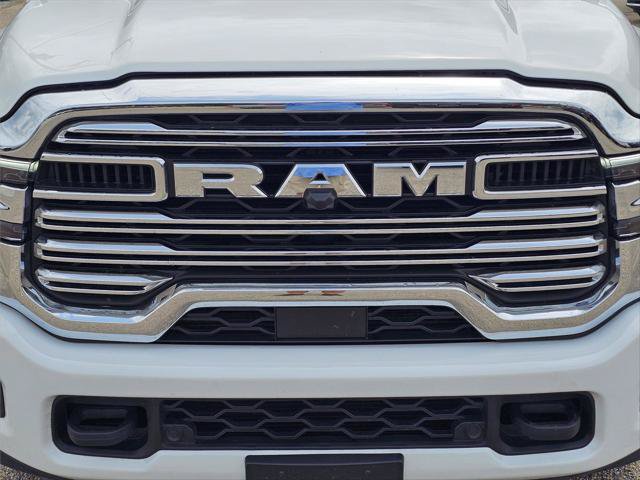 Certified 2026 RAM 2500 Laramie AWD/4WD image 3