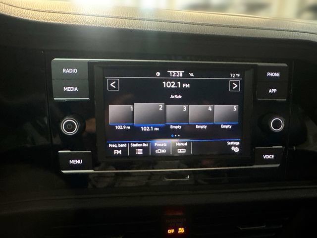 Certified 2023 Volkswagen Jetta SE FWD image 13