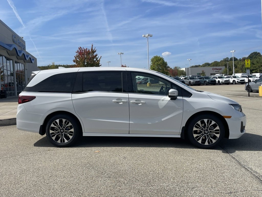 New 2026 Honda Odyssey Elite image 2