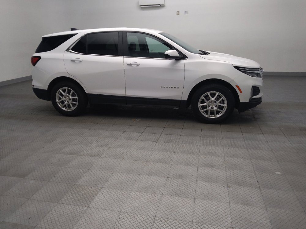 Used 2024 Chevrolet Equinox LT w/ Driver Convenience Package AWD/4WD image 11