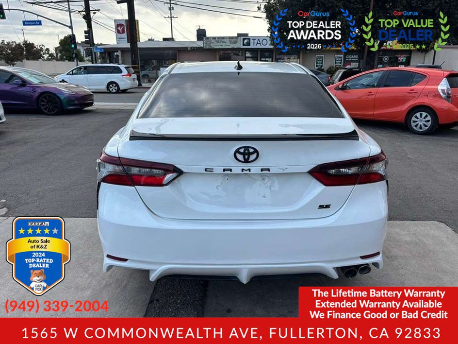 Used 2022 Toyota Camry SE FWD image 11
