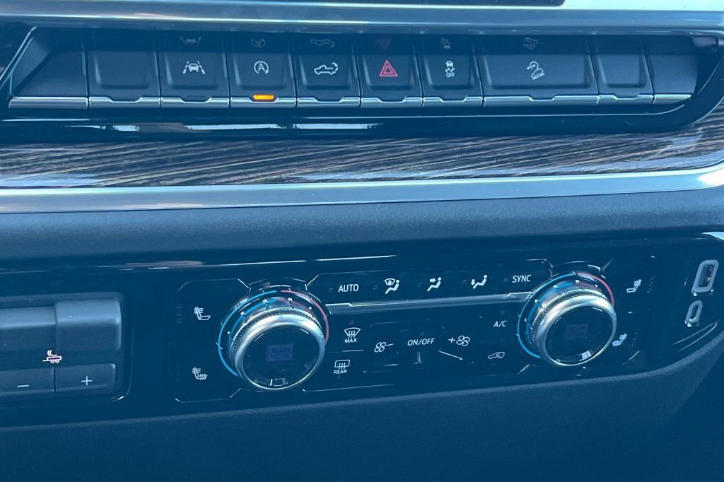 New 2026 GMC Sierra 1500 SLE AWD/4WD image 17