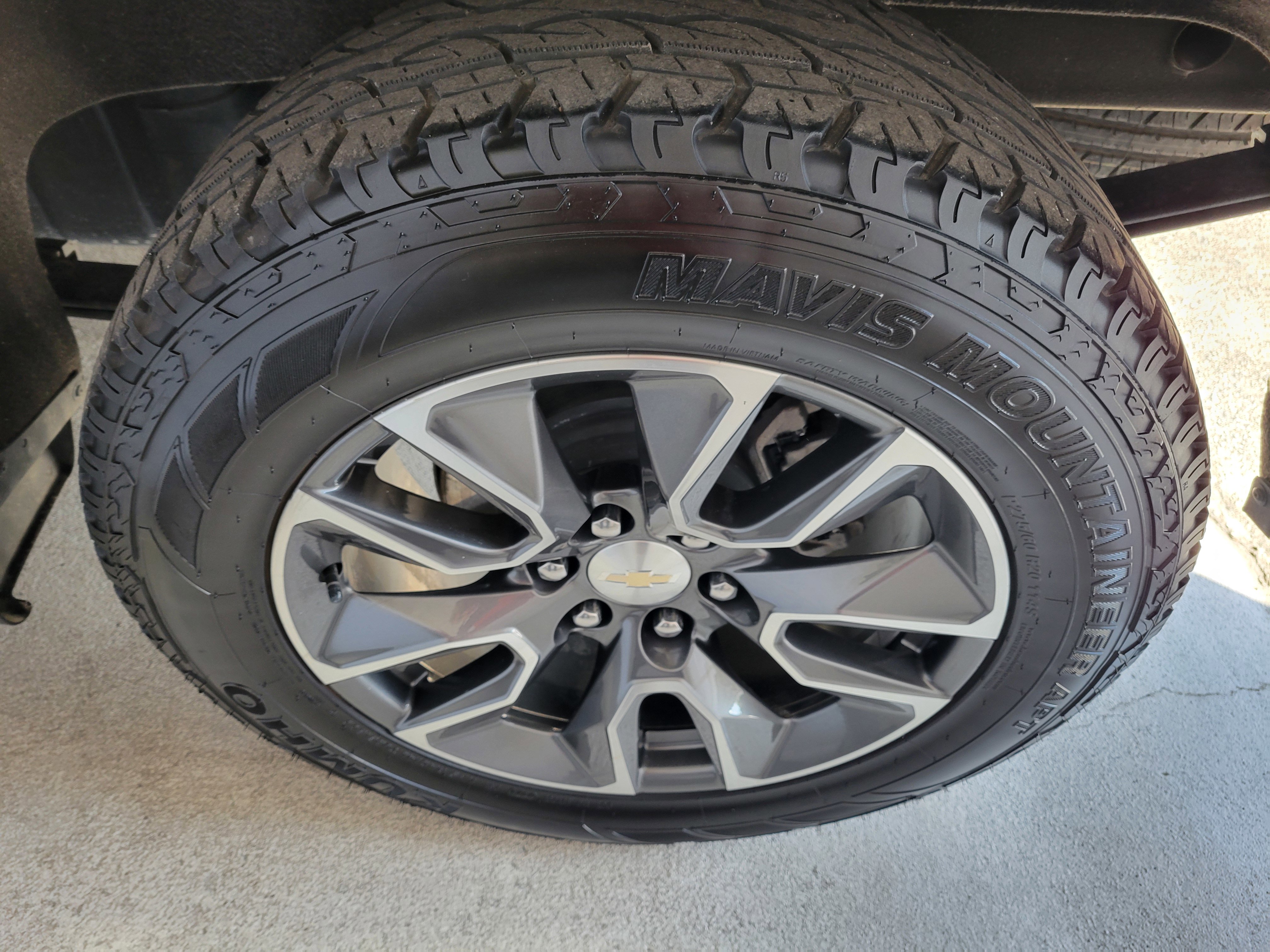 Certified 2022 Chevrolet Silverado 1500 LT w/ Protection Package image 43