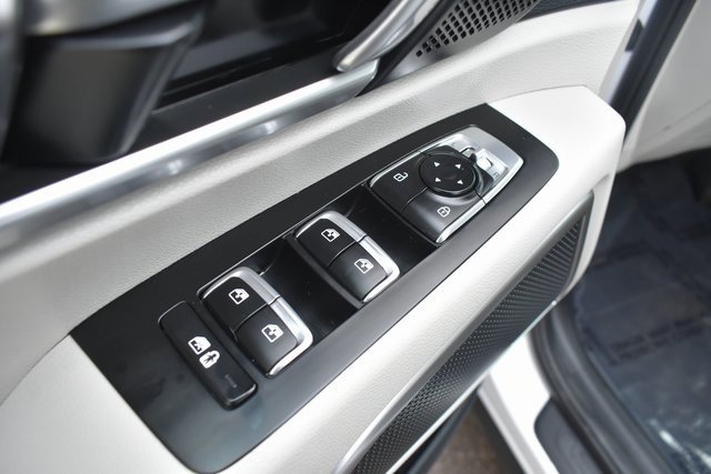 Used 2023 Kia Telluride S w/ S Sunroof Package image 15
