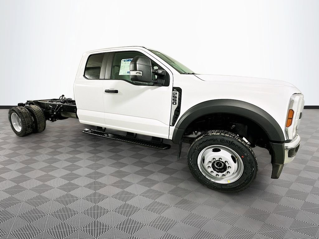 New 2026 Ford F550 4x4 Supercab Super Duty image 3