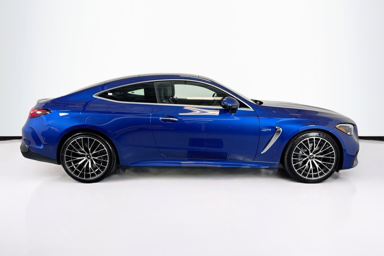 New 2026 Mercedes-Benz CLE 53 AMG 4MATIC Coupe image 4