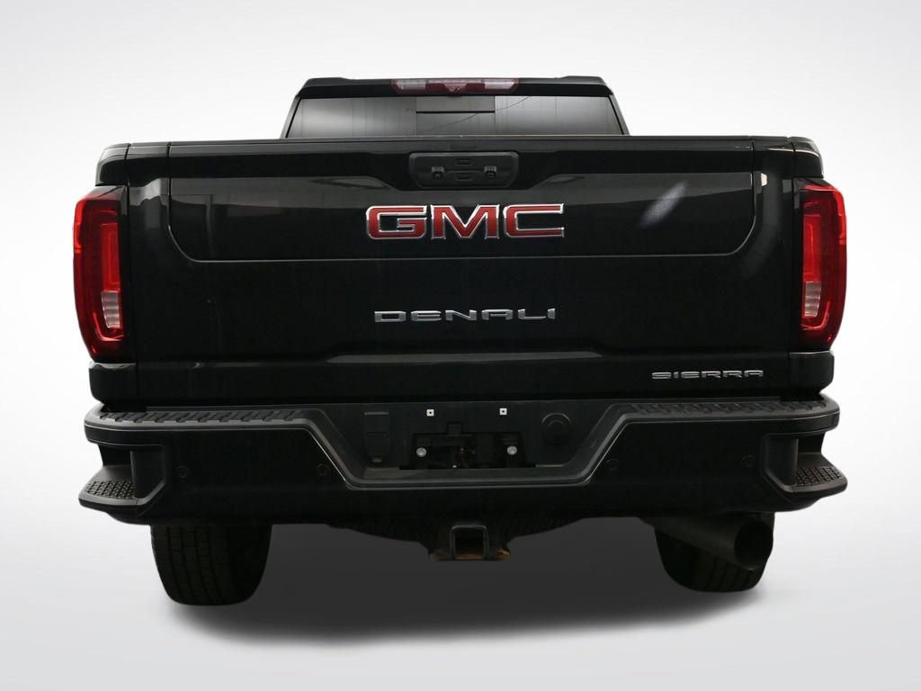Used 2023 GMC Sierra 2500 Denali w/ Denali Black Diamond Edition image 4