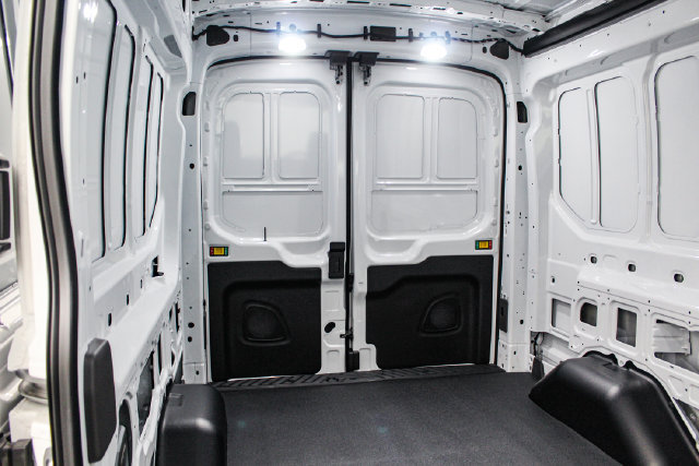 New 2027 Ford Transit 250 148 Medium Roof RWD image 13