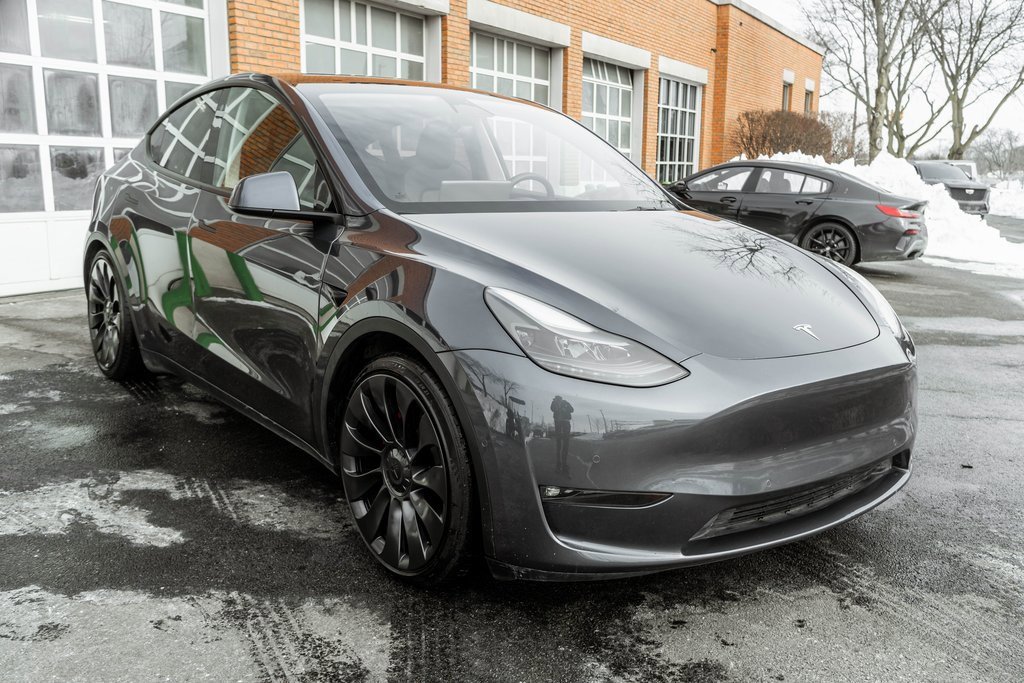 Used 2022 Tesla Model Y Performance image 5
