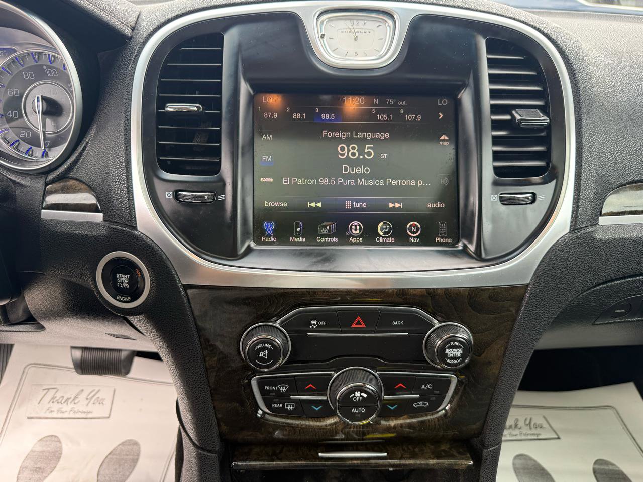 Used 2016 Chrysler 300 C image 22