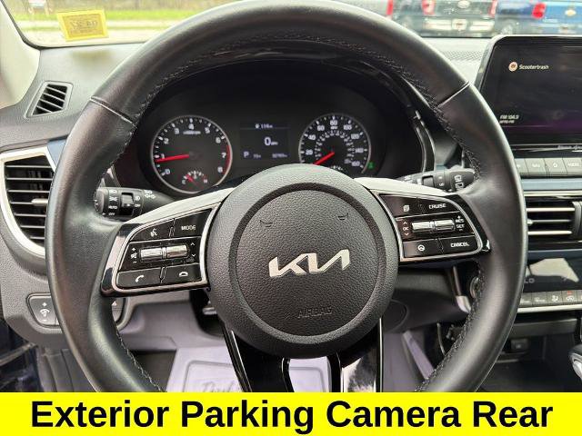 Used 2022 Kia Seltos Nightfall Edition image 9