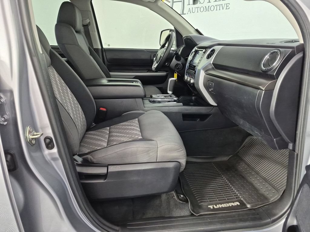 Used 2020 Toyota Tundra SR5 w/ SR5 Upgrade Package RWD image 37
