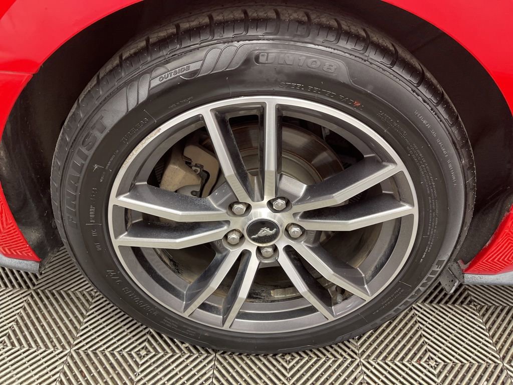 Used 2017 Ford Mustang Premium image 29