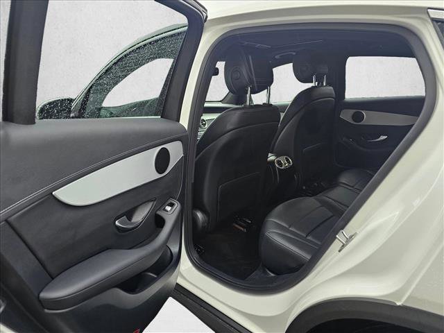 Used 2023 Mercedes-Benz GLC 300 4MATIC Coupe image 14