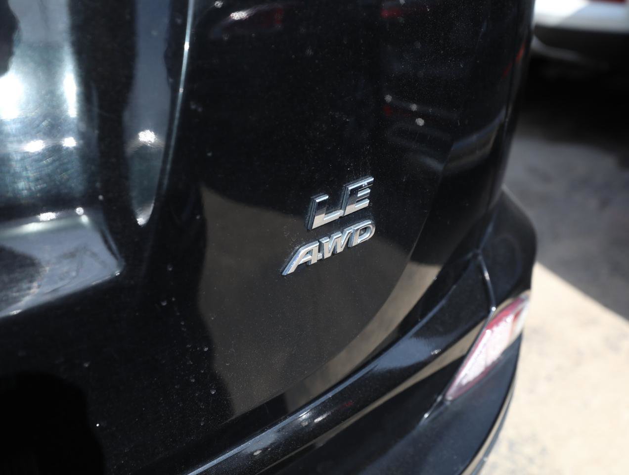 Used 2016 Toyota RAV4 LE image 7