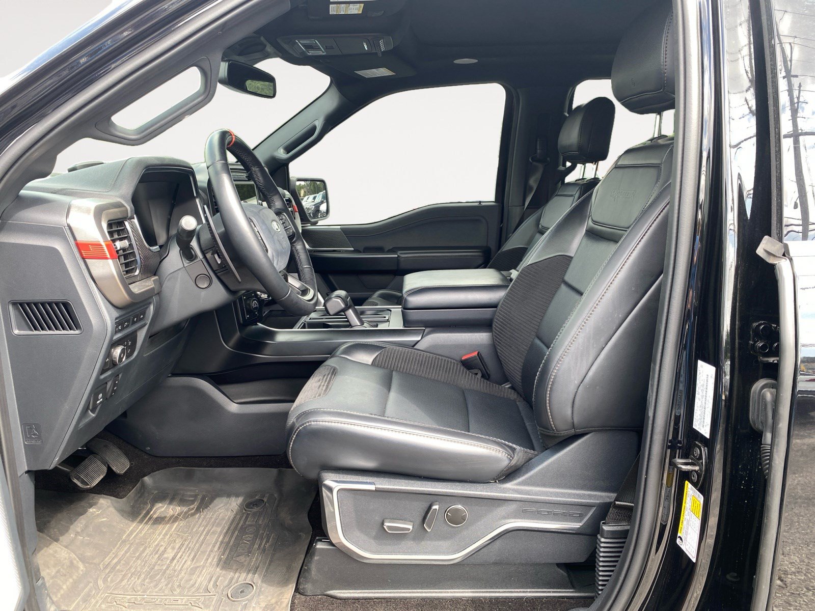 Used 2022 Ford F150 Raptor w/ Equipment Group 801A High AWD/4WD image 14