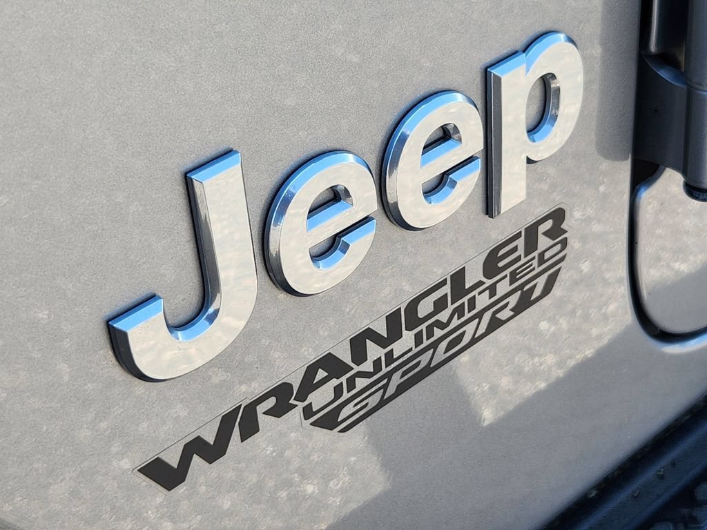 Used 2020 Jeep Wrangler Unlimited Sport AWD/4WD image 31