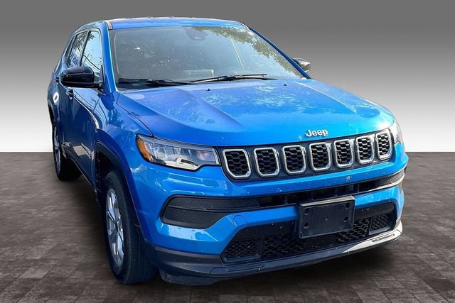 Certified 2025 Jeep Compass Sport AWD/4WD image 2