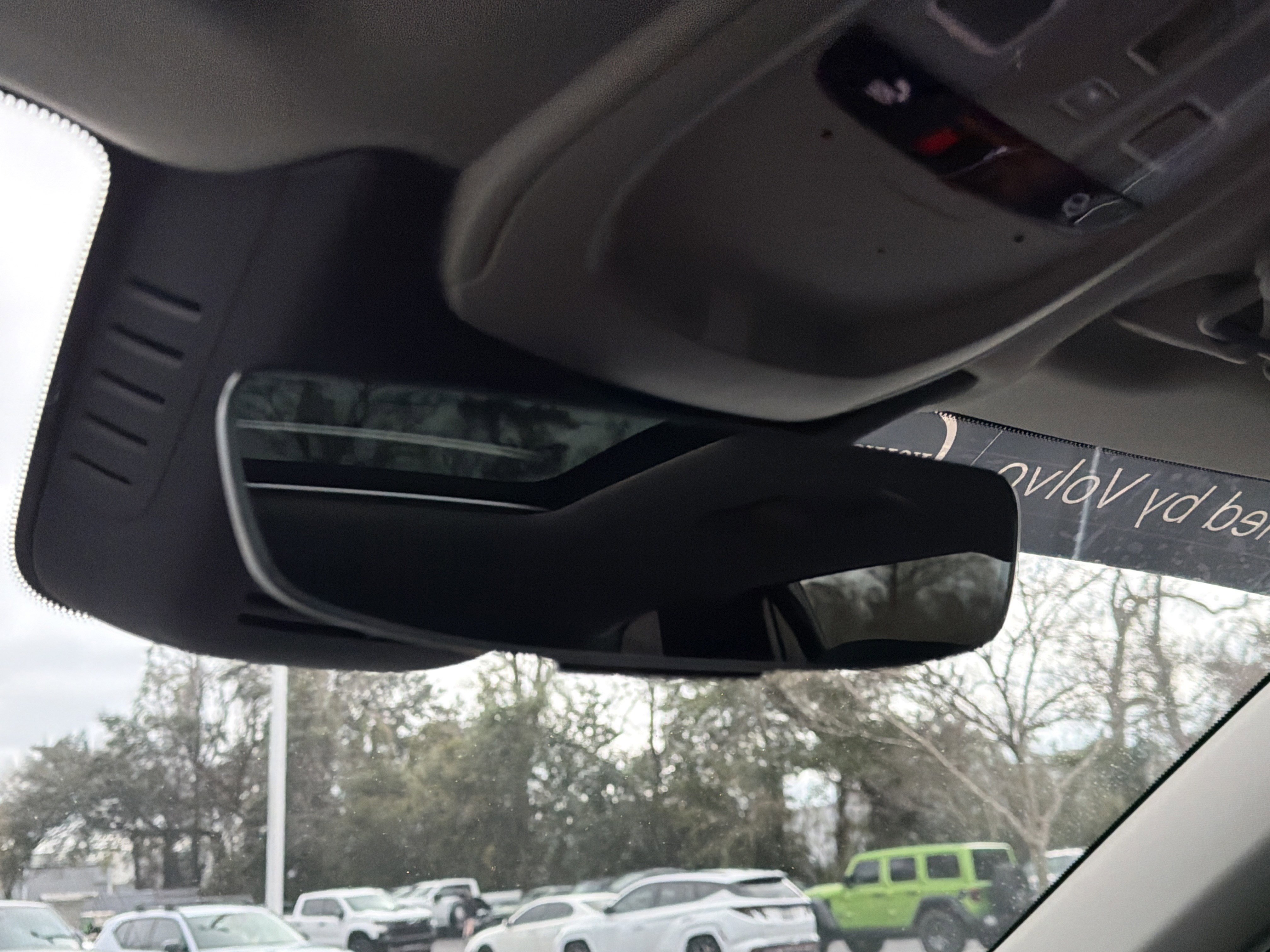 Certified 2024 Volvo XC90 B6 Plus w/ Protection Package Premier image 27