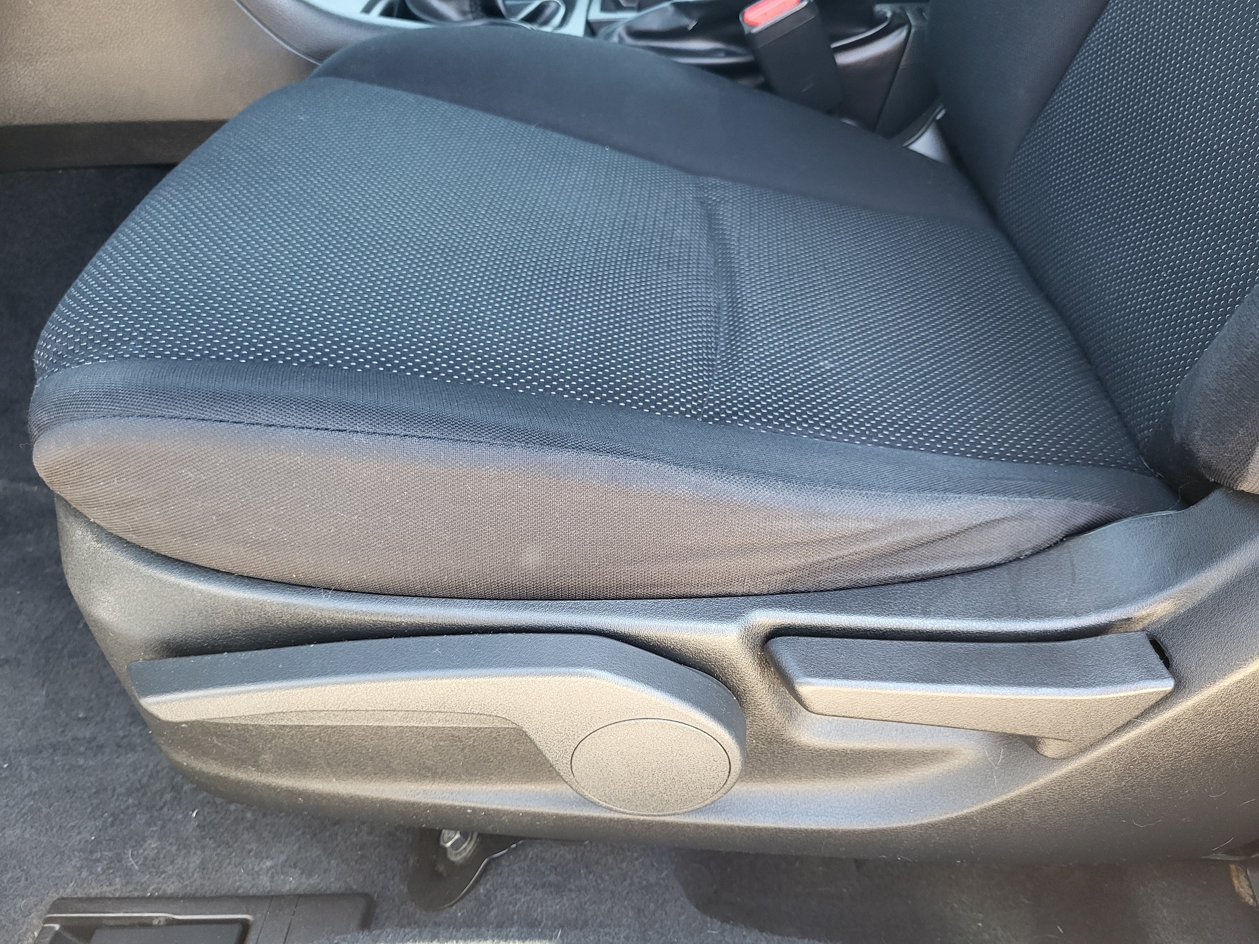 Used 2012 Subaru Impreza 2.0i Premium AWD/4WD image 12