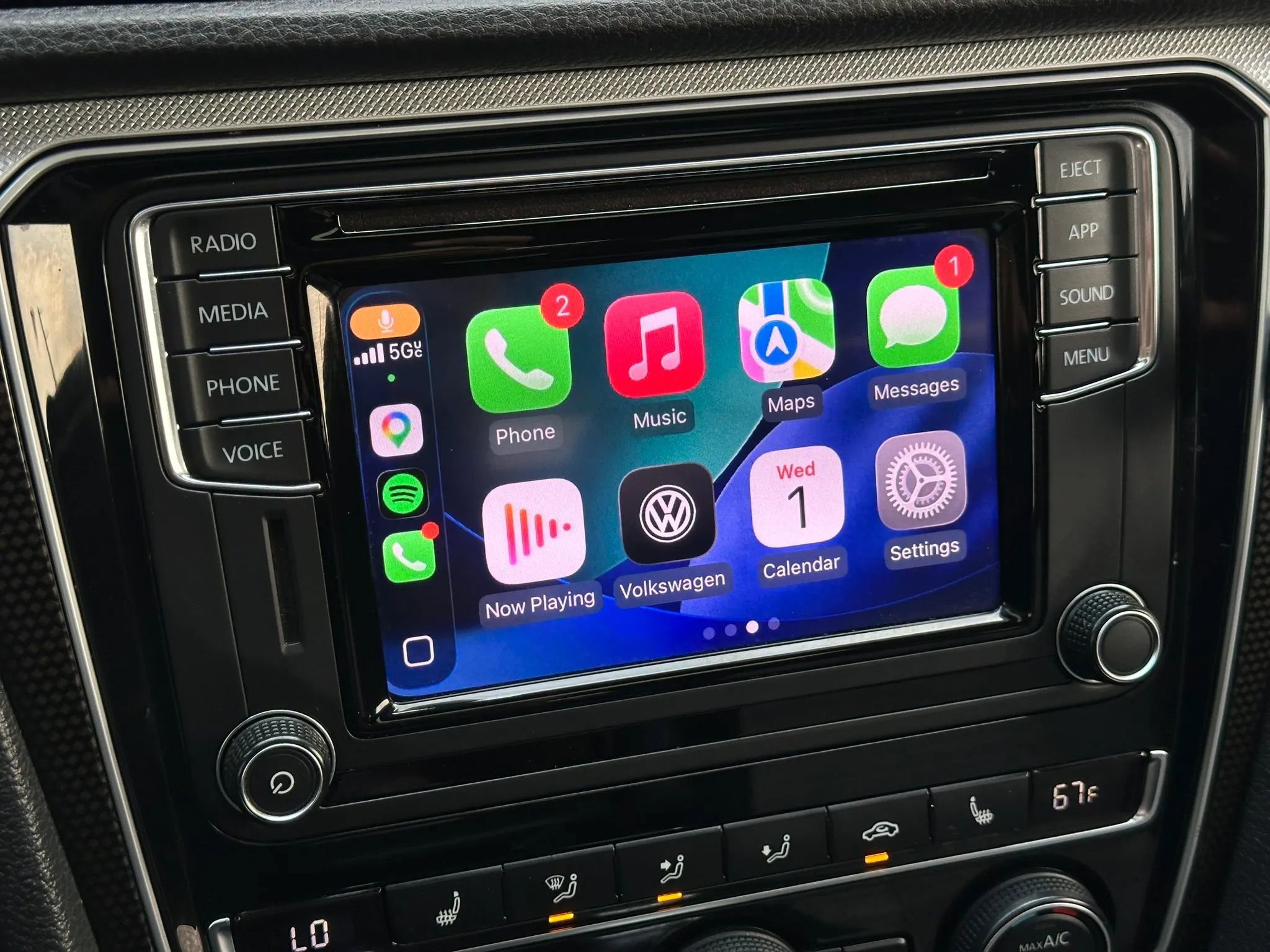 Used 2018 Volkswagen Passat GT image 30