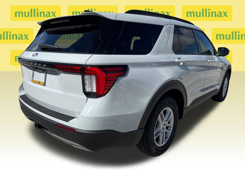 New 2027 Ford Explorer Active w/ Active Comfort Package RWD image 16