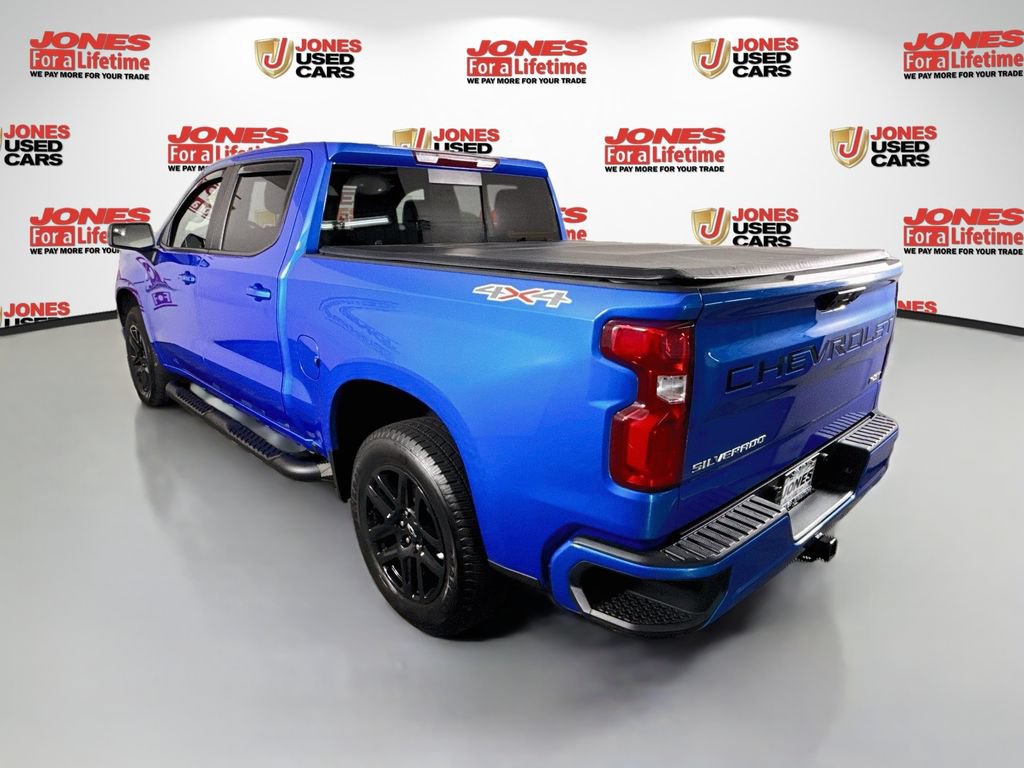 Used 2025 Chevrolet Silverado 1500 RST w/ Convenience Package II AWD/4WD image 2