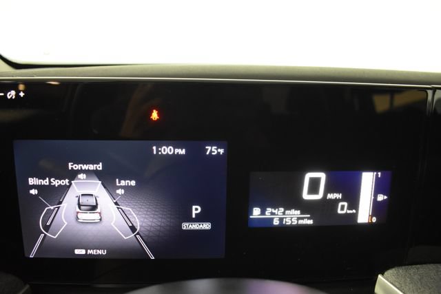 Certified 2025 Nissan Kicks SV w/ SV Premium Package AWD/4WD image 22