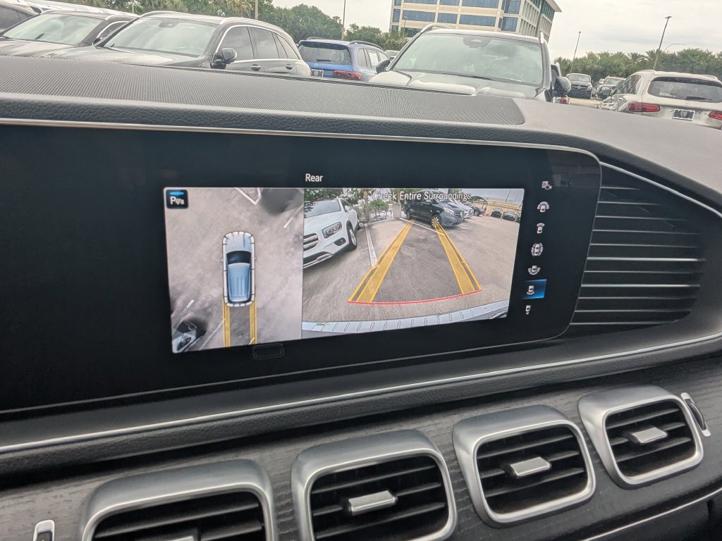 Used 2022 Mercedes-Benz GLE 350 4MATIC image 10