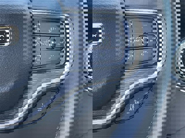 Used 2024 Jeep Wagoneer L Series II w/ Flexible Seating Group image 13