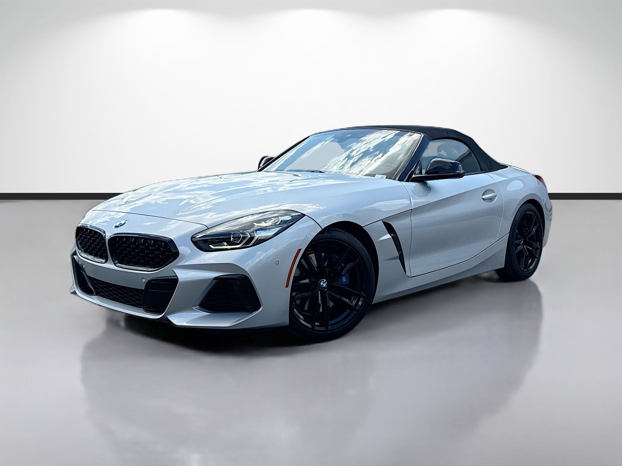 Used 2022 BMW Z4 M40i w/ Premium Package RWD image 1