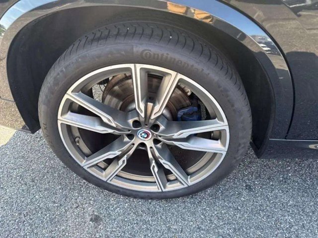 Used 2023 BMW X5 M50i w/ Executive Package image 29