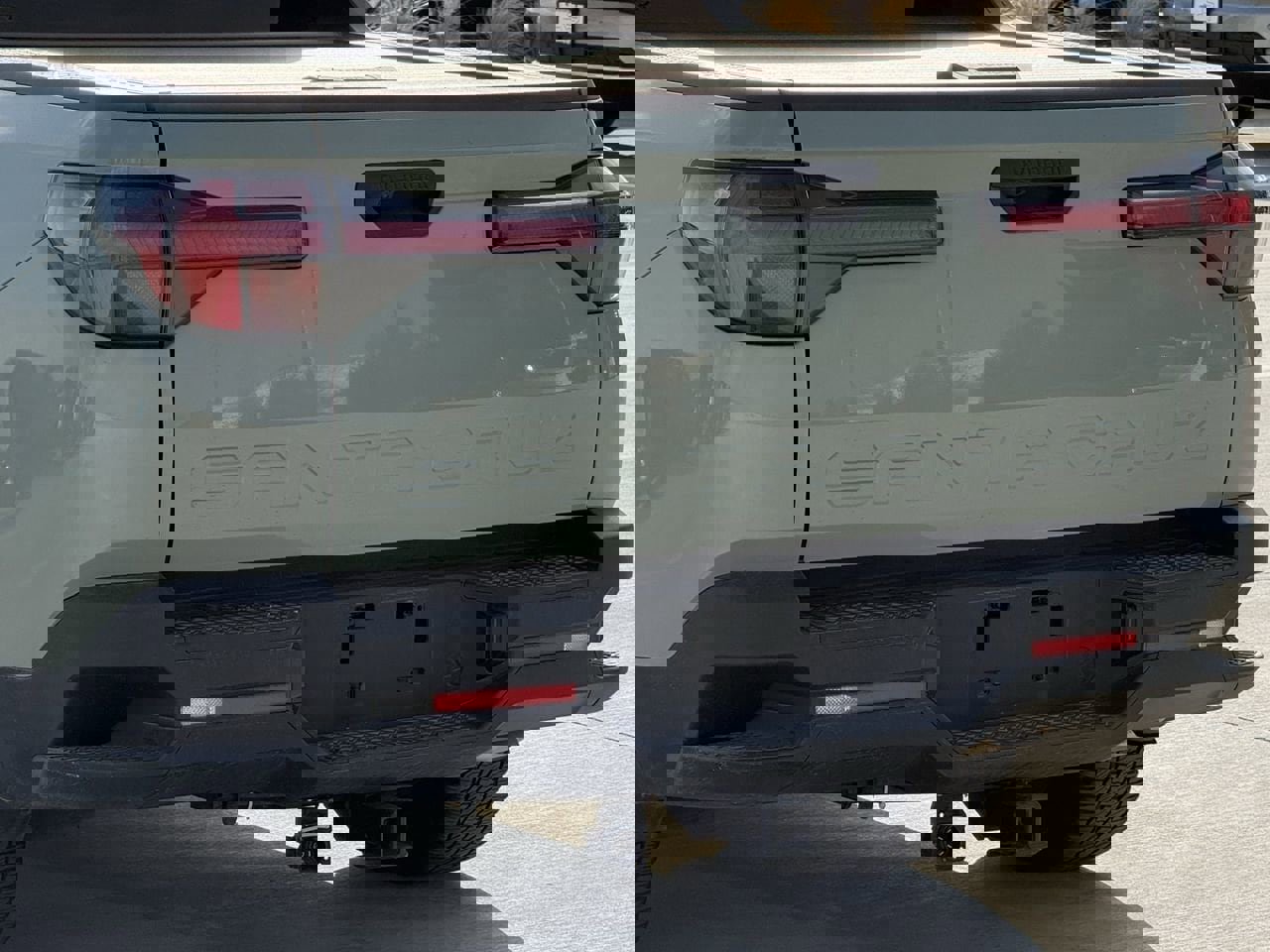 Used 2023 Hyundai Santa Cruz SEL w/ Activity Package image 6