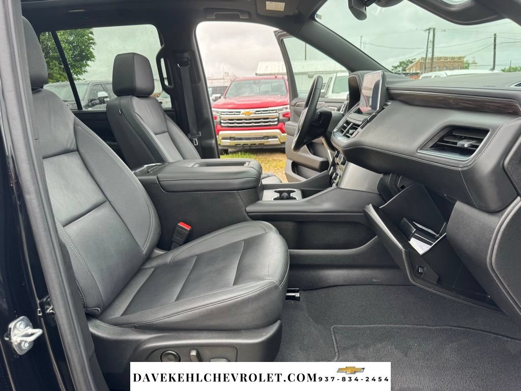 Used 2024 Chevrolet Tahoe LT w/ LT Signature Package AWD/4WD image 11