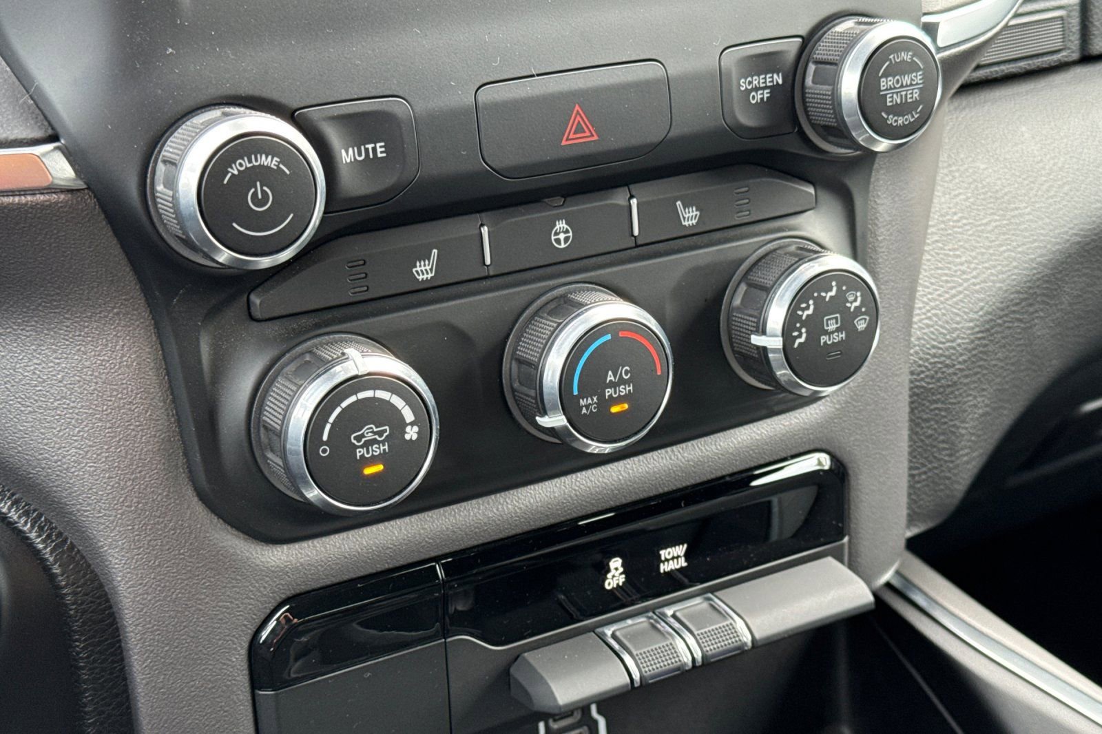 Used 2024 RAM 1500 Big Horn image 21