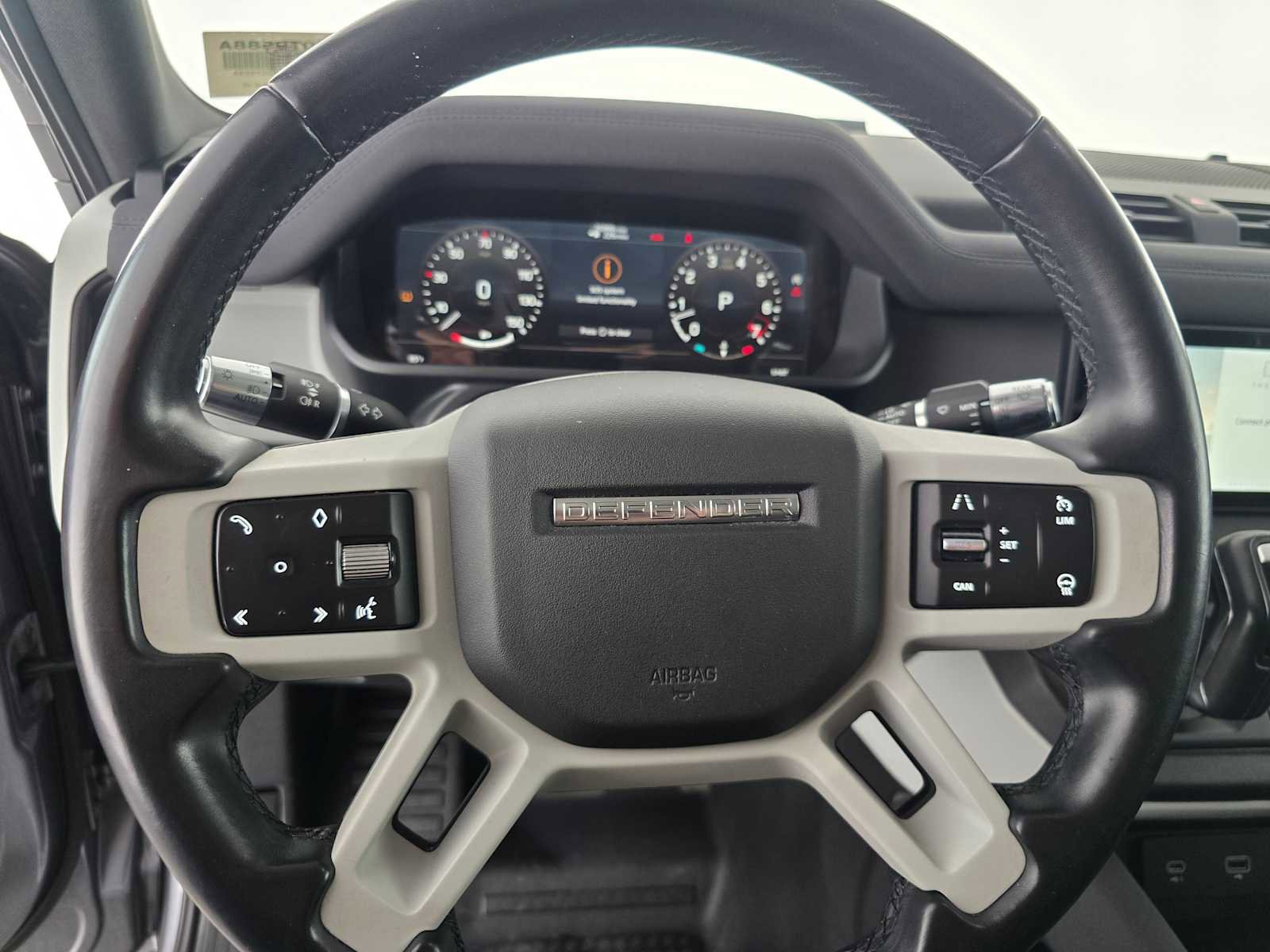 Used 2022 Land Rover Defender 110 SE image 21