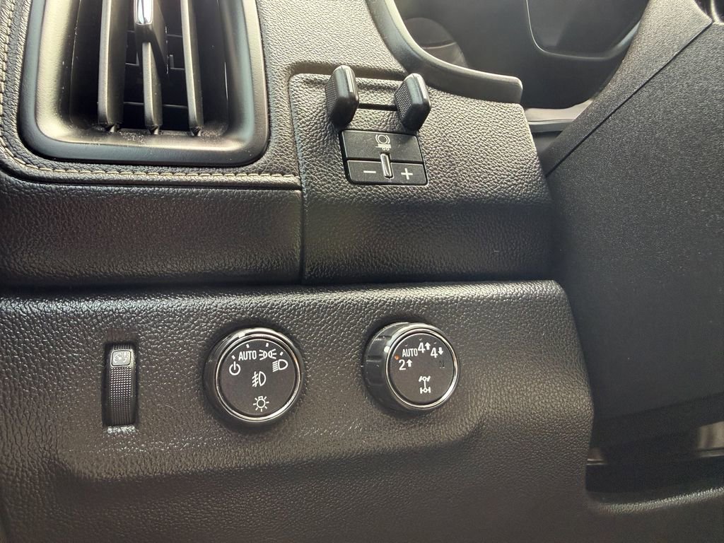 Used 2018 GMC Canyon Denali AWD/4WD image 21